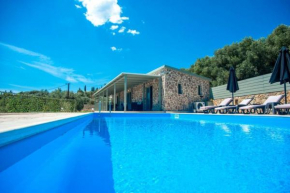 Villa Afrato Calma in Trapezaki-private pool -2 BR